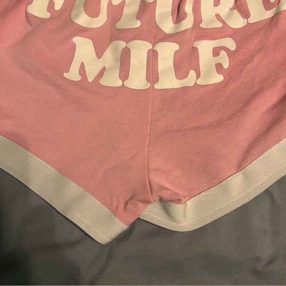 Danny Duncan Future MILF Shorts - Picture 10 of 12